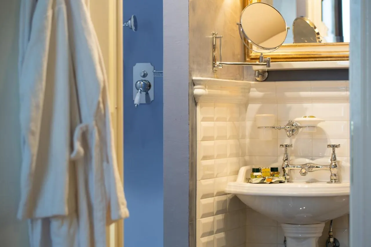 Boutique B&B Torre De' Conti Florence Bed & Breakfast