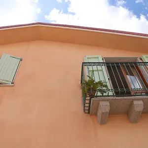 https://bed-breakfast-sena.in-sardinia.net